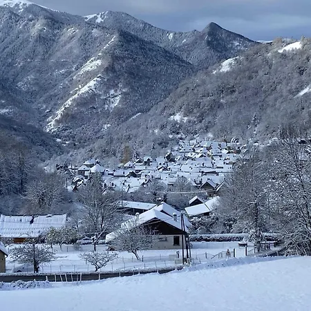 Au Cabanous בית נופש Boutx